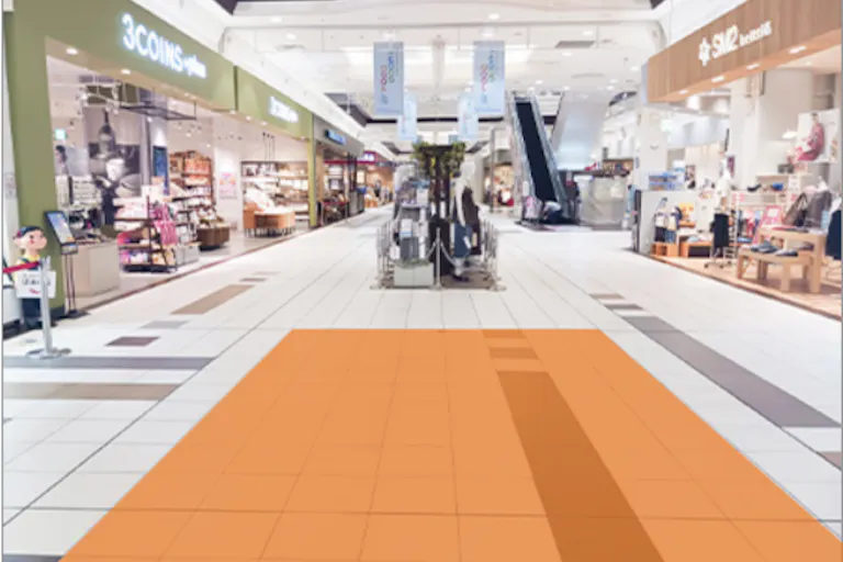 【イオンモール四日市北*】1F不二家前の画像1