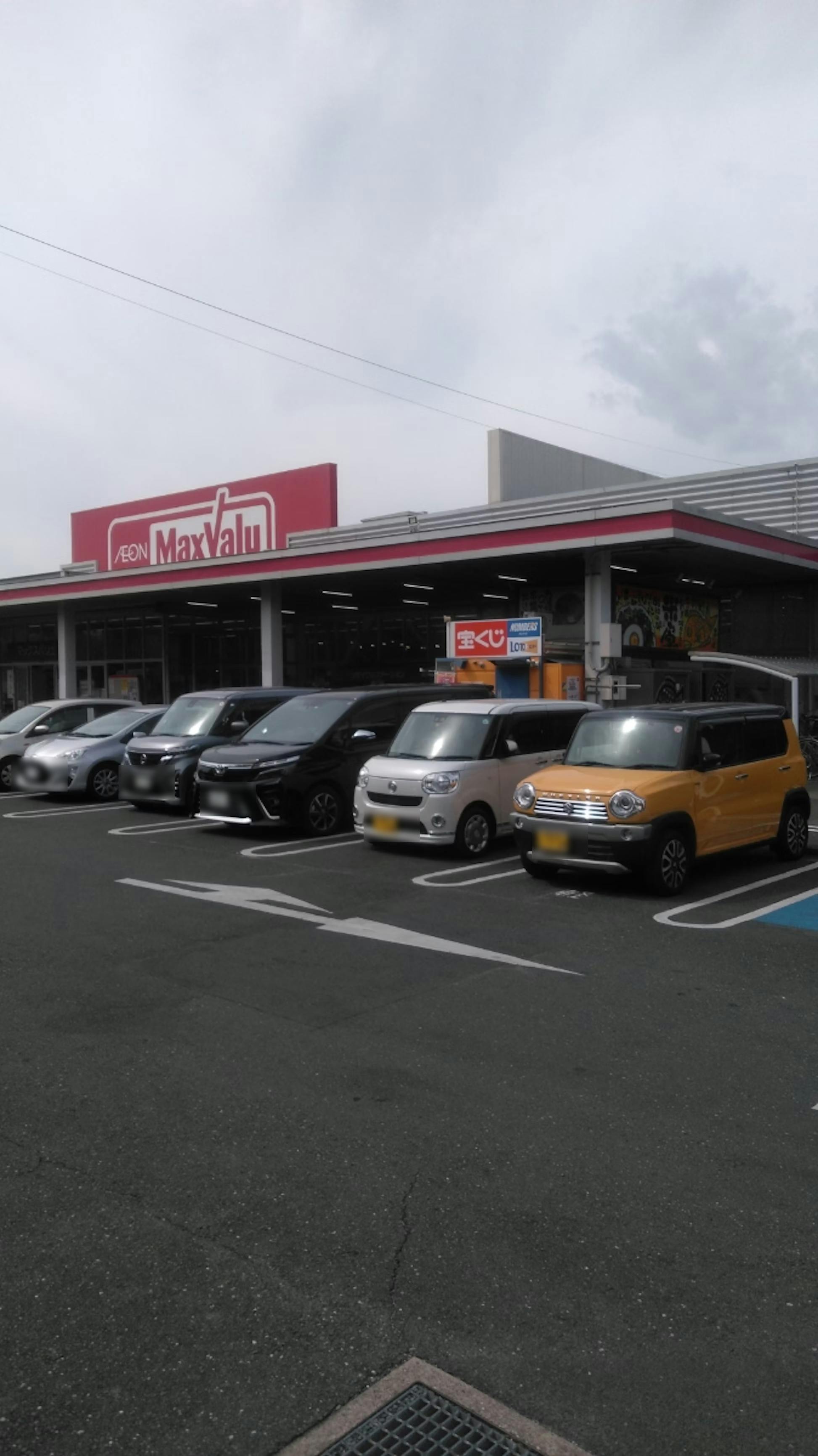 【イオンタウン豊橋橋良】ポップアップや各種プロモーションイベントに最適な施設出入口付近にある視認性の高い屋外スペース