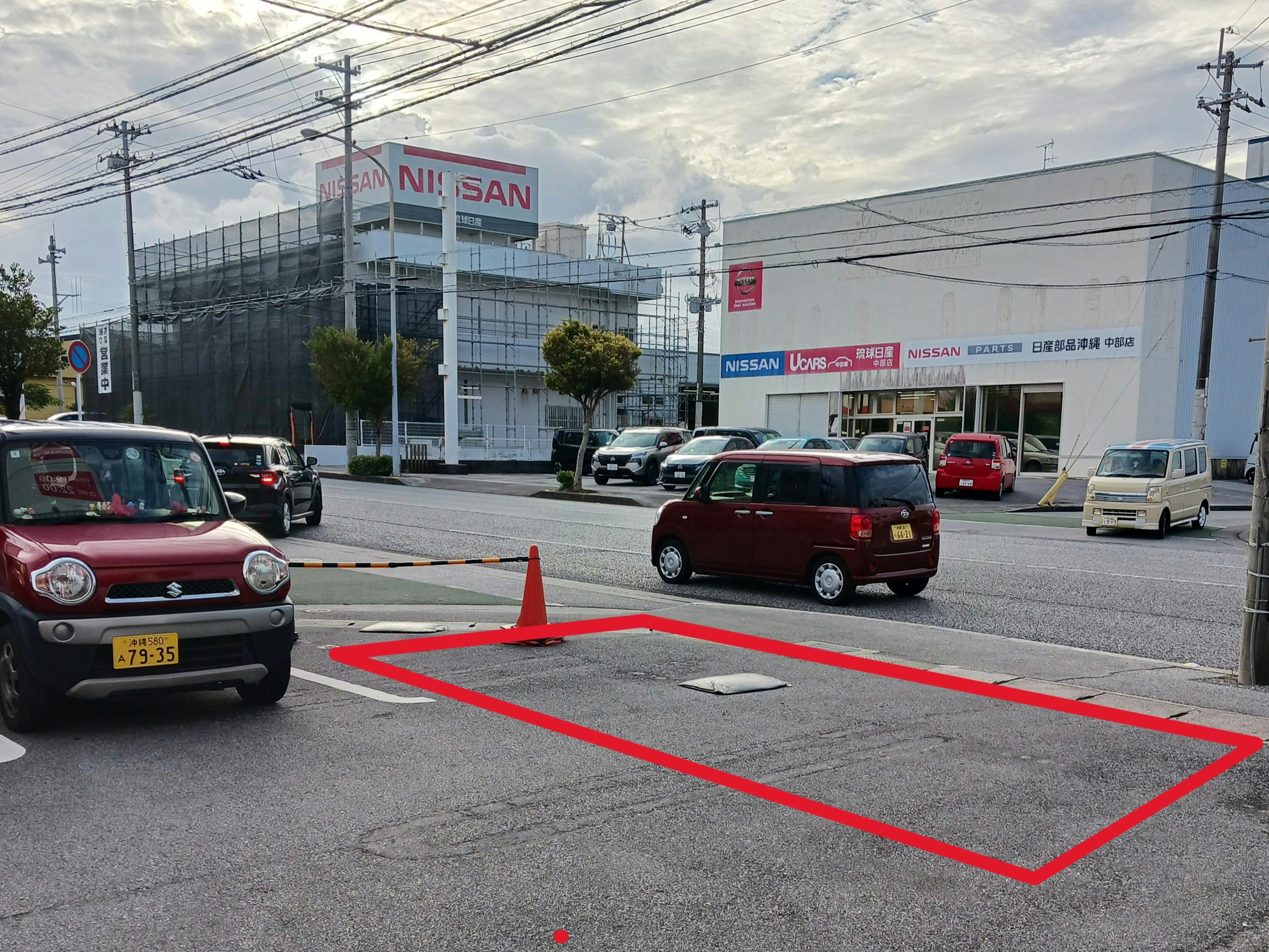 【ダイソー沖縄美里店】キッチンカーの出店に最適!県道に面した屋外駐車場スペース