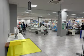 【メガセンタートライアル中間店】食物販やPR活動に最適な店内「①1Fレジアウト【左側】スペース」