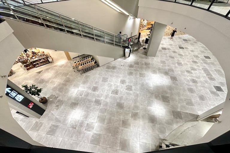 【イオンモール Nagoya Noritake Garden】1F サウスコートの画像4