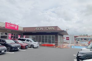 【イオンタウン伊賀上野】各種プロモーションイベントや小規模物販に最適なザ・ダイソー前にある視認性の良い軒下スペース