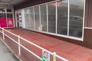 【イオンタウン伊賀上野】各種プロモーションイベントや小規模物販に最適なザ・ダイソー前にある視認性の良い軒下スペース