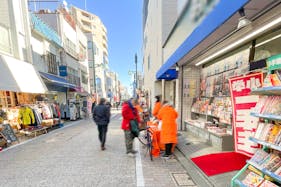 【戸越駅3分】物販やプロモーションに最適な人通りが多い戸越銀座商店街の中央街メインストリート軒先スペース