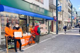【戸越駅3分】物販やプロモーションに最適な人通りが多い戸越銀座商店街の中央街メインストリート軒先スペース