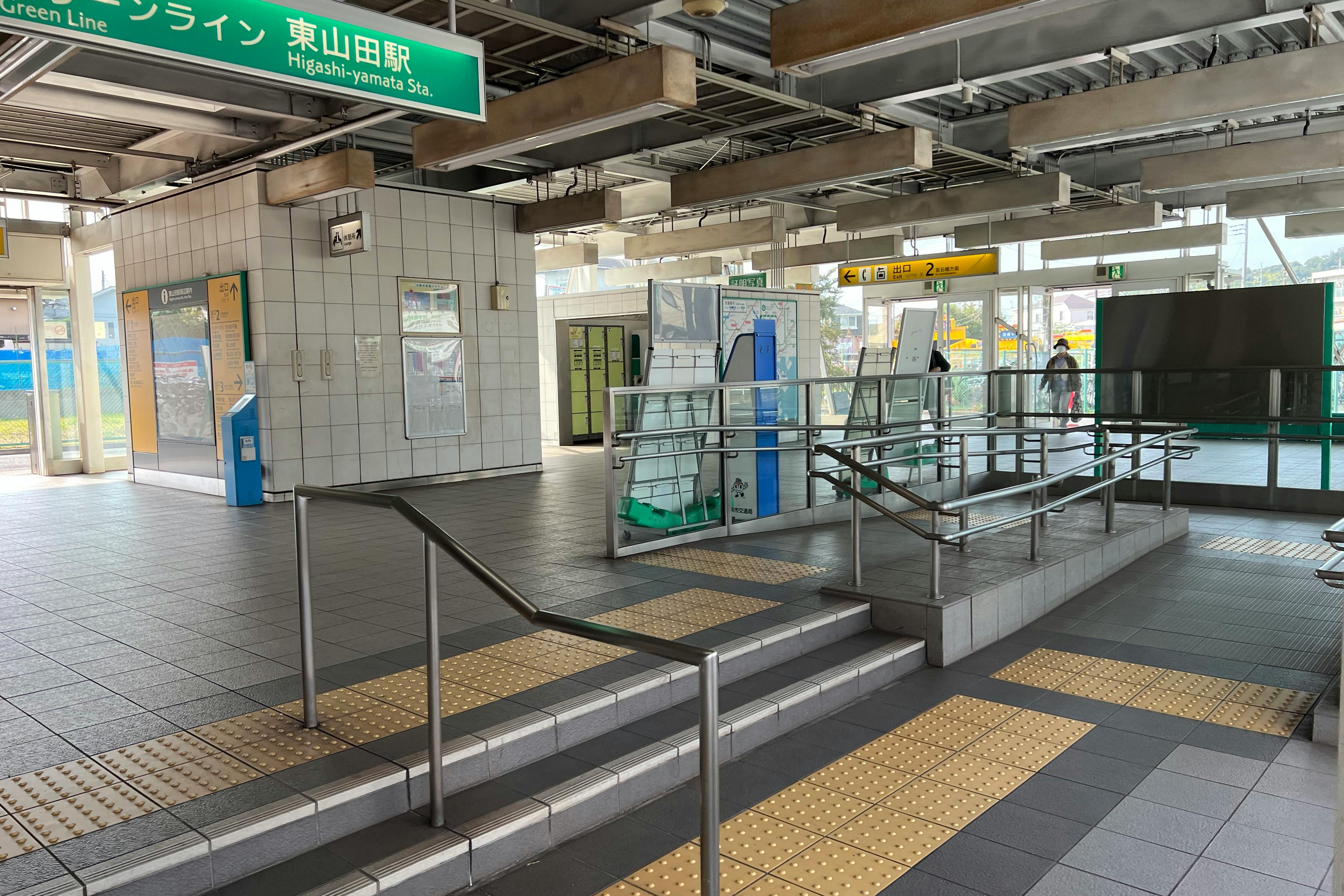 【横浜市営地下鉄グリーンライン東山田駅】各種プロモーションや物販、食物販のポップアップストアに最適な改札外正面のイベントスペース