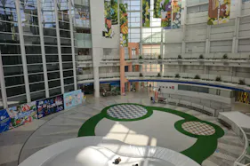 【ROKKO i PARK/アイランドセンター駅直結】商業施設3Fにある広場スペース|物販やプロモーション催事に最適