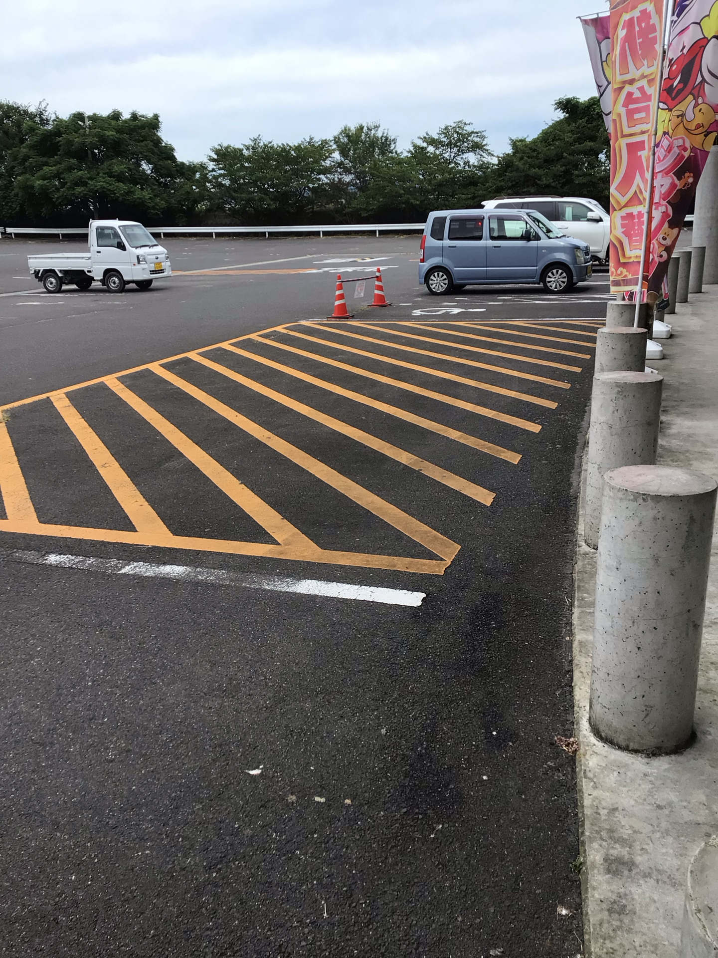 【ダイナム香川丸亀店】キッチンカーに最適なアミューズメント施設のイベントスペース