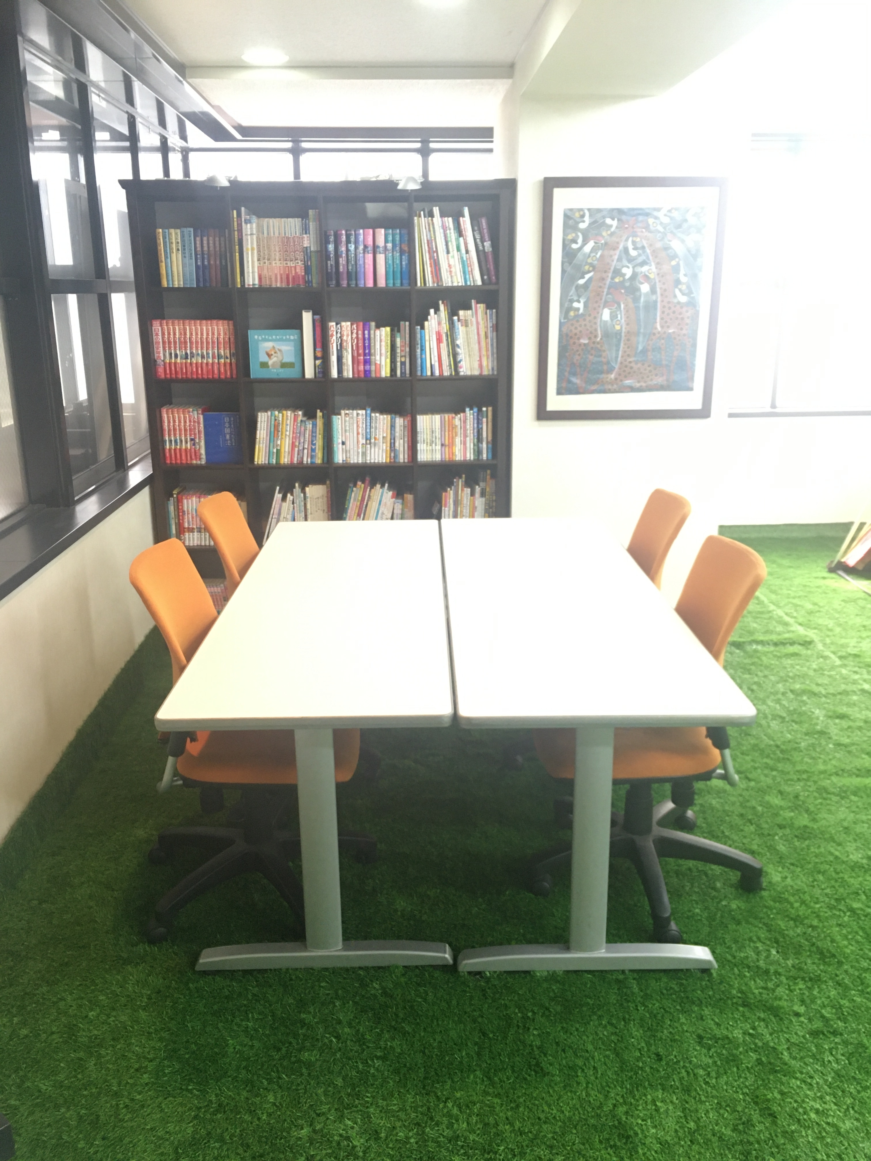 【葭川公園駅2分】ワークショップや展示会などに適した本に囲まれた屋内公園型のイベントスペース