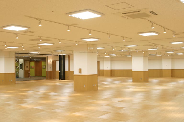 【フォルテワジマ】大型イベントやセミナーに最適な4F大ホールスペースの画像1