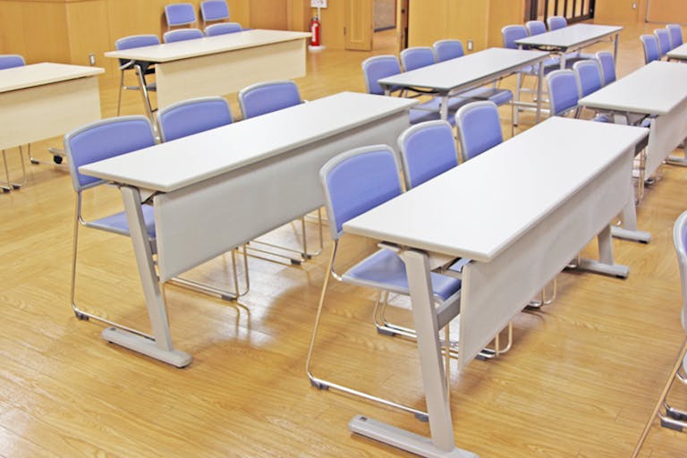 【フォルテワジマ】大型イベントやセミナーに最適な4F大ホールスペースの画像3