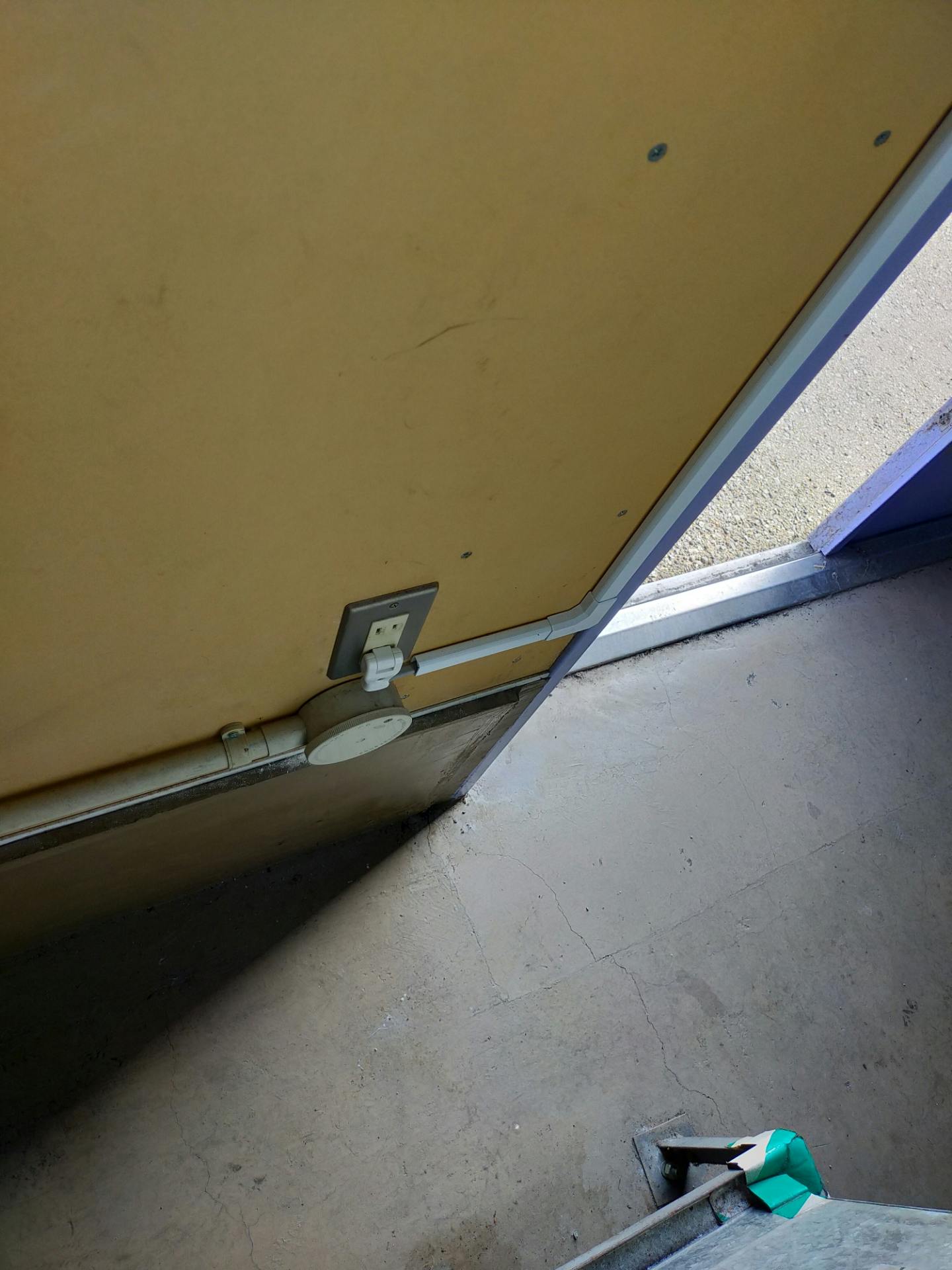 【ダイナム徳島板野店ゆったり館】キッチンカーやプロモーションに最適なアミューズメント施設のイベントスペース