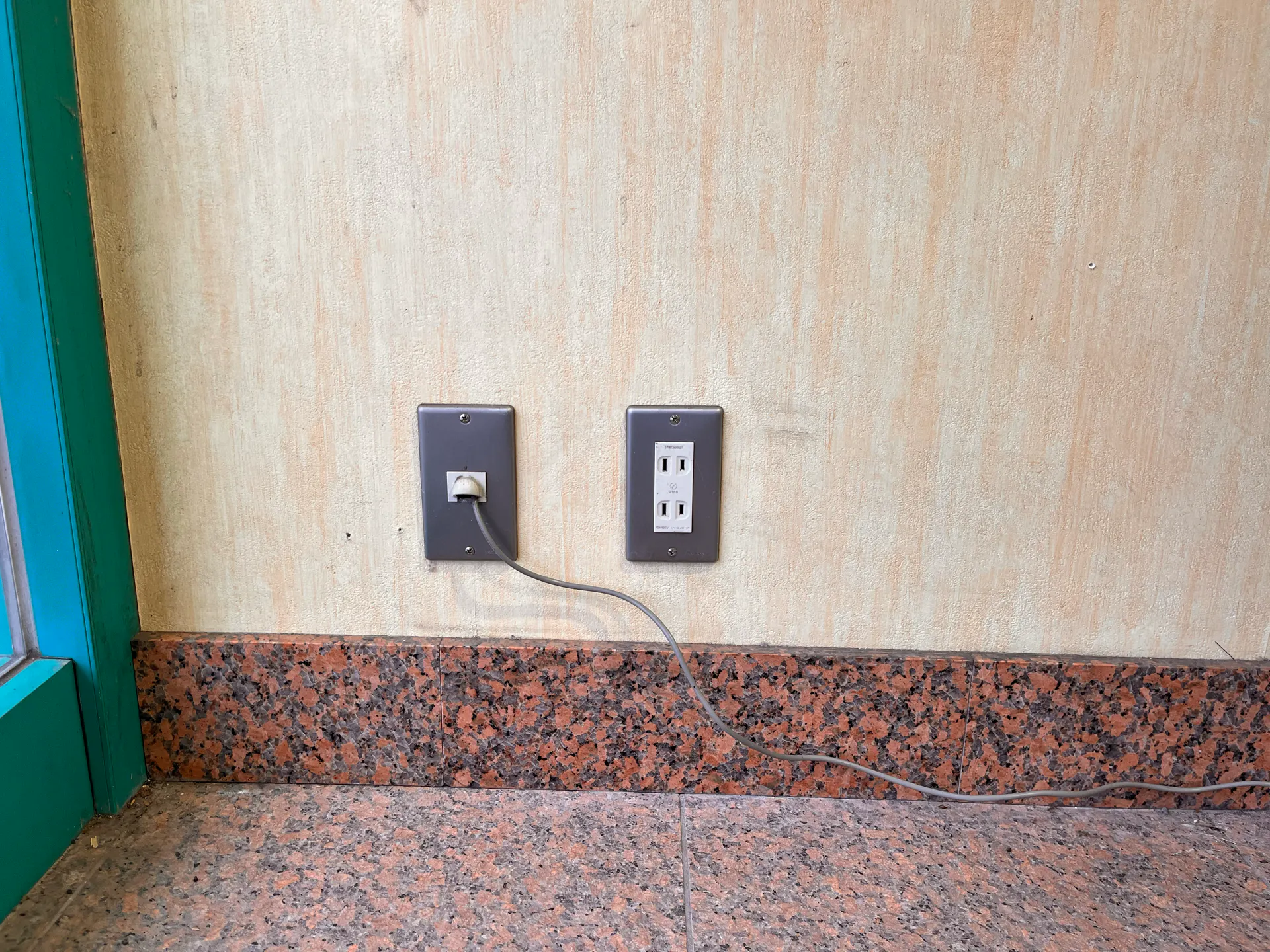 【ダイナム宮崎小林店ゆったり館】キッチンカー出店やプロモーションイベントに最適なアミューズメント施設のイベントスペース