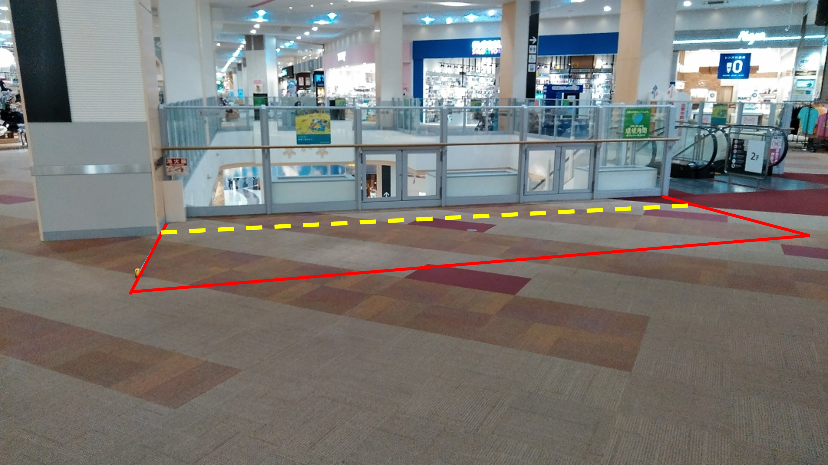 【イオンモール富士宮*】センターコートブリッジ（北）