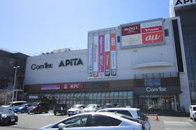 【コムファーストショッピングセンター】展示会・販売会に最適な地域密着型商業施設の3階にある催事スペース