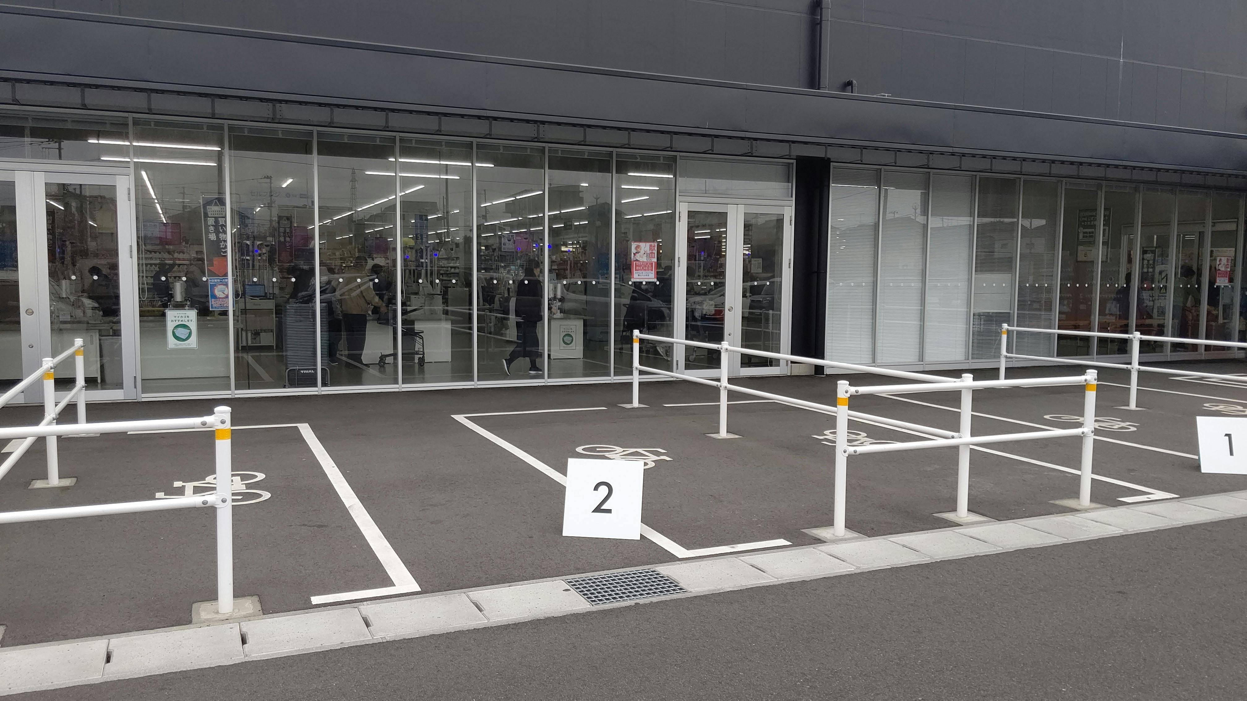 【メガセンタートライアル郡山八山田店】キッチンカー、食物販、プロモーションの出店が可能な「Ⓕ 屋外キッチンカースペース」の画像