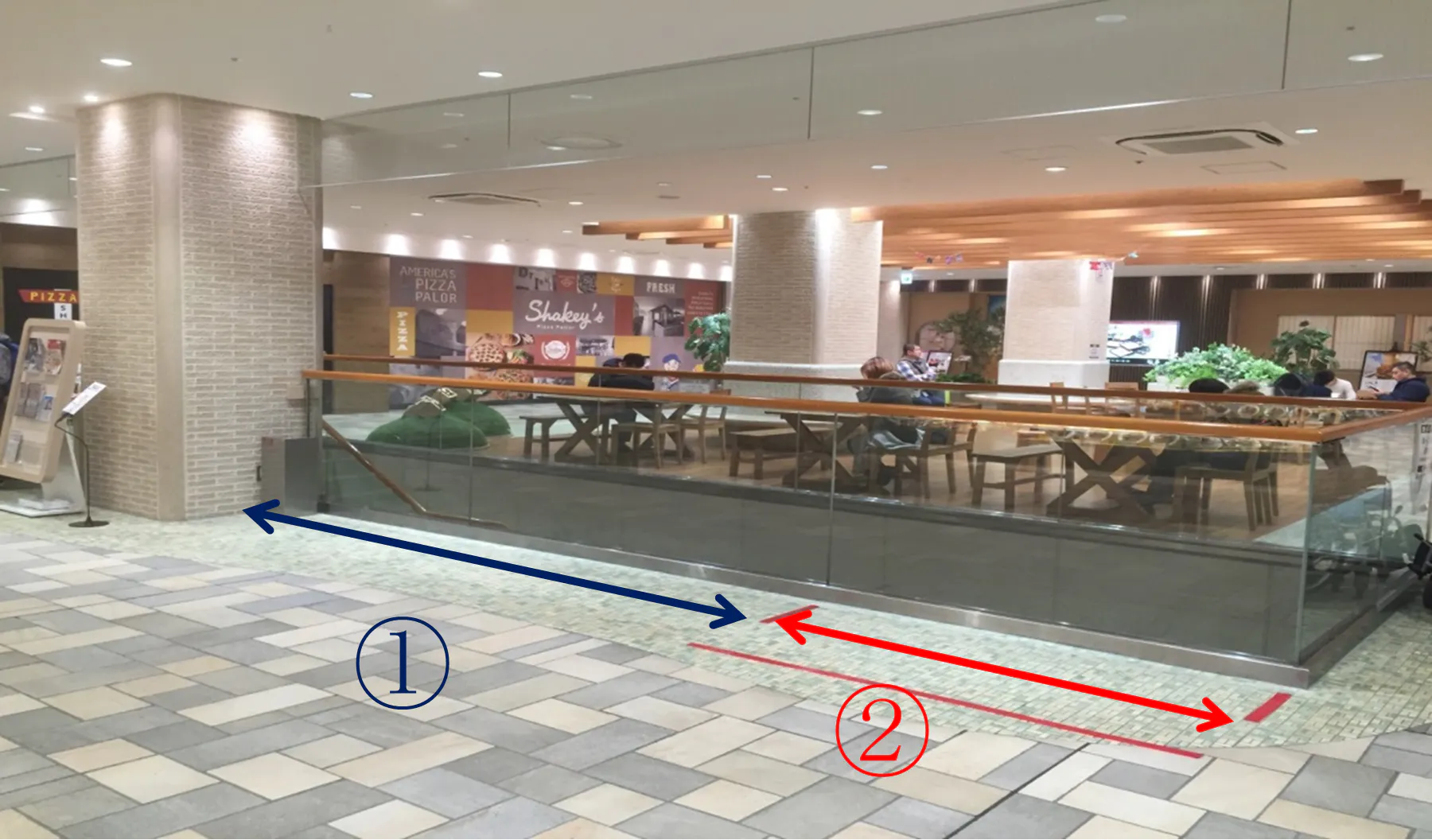 【京王聖蹟桜ヶ丘ショッピングセンター】B館側 物販やプロモーションイベントに適したレストラン・カフェフロアイベントスペース