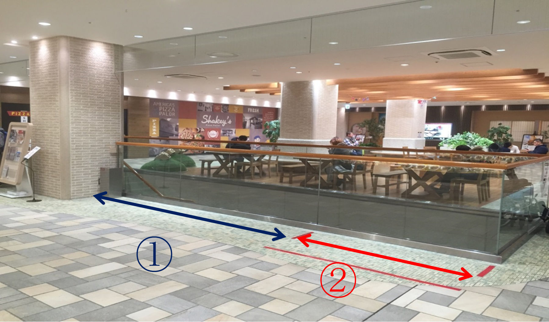 【京王聖蹟桜ヶ丘ショッピングセンター】B館側　物販やプロモーションイベントに適したレストラン・カフェフロアイベントスペース