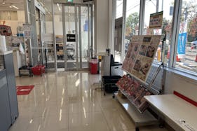 【西友 東大和店】1Fレジ前 プロモーション用途や物販、食物販のポップアップストアに最適なスーパー店内催事イベントスペース