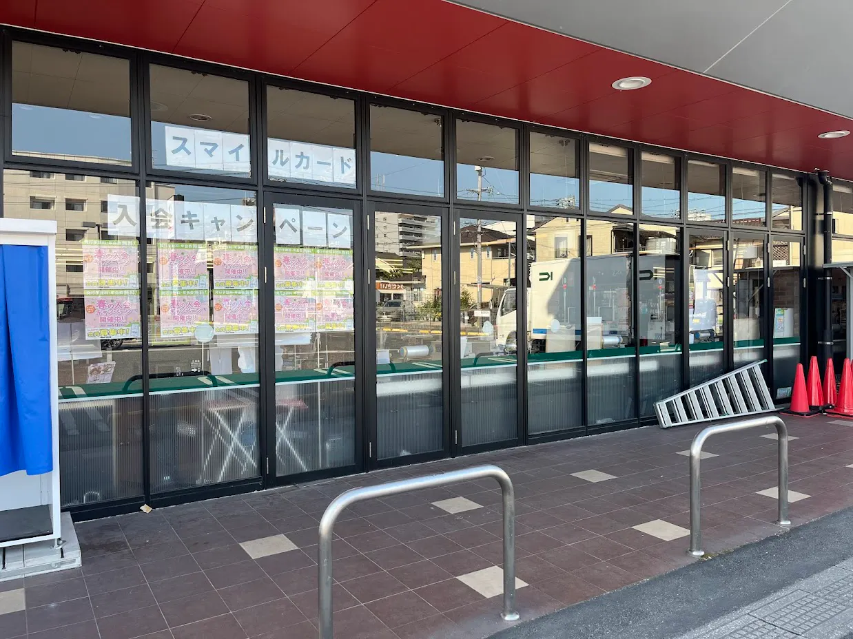 【フレスタ廿日市住吉店】プロモーションイベントに利用可能な軒下スペース