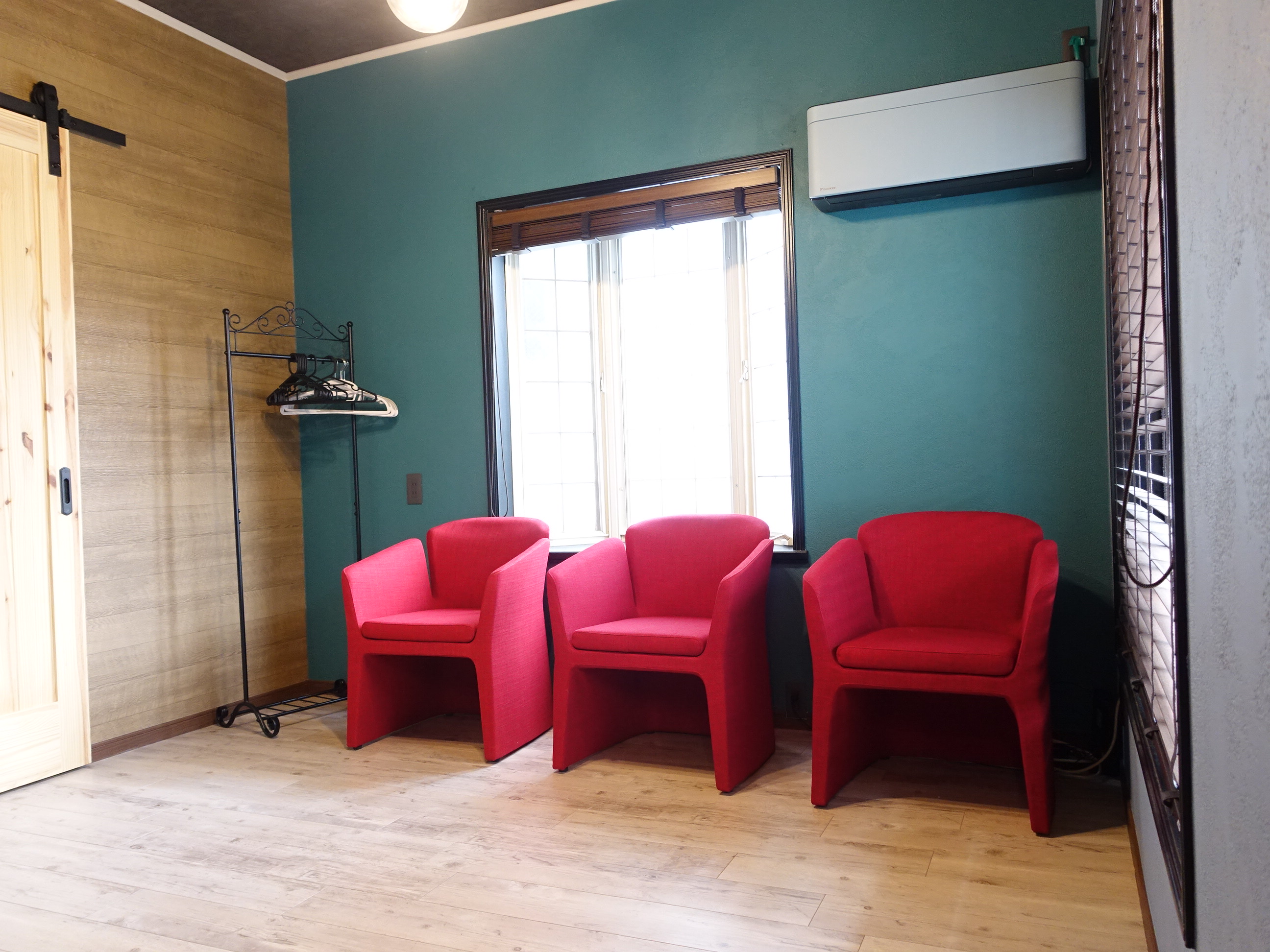 【三軒茶屋駅5分】和室・カウンターキッチン・備品完備の一軒家をまるごと貸出！ポートレート撮影や動画撮影に最適なデザイナーズ住宅のレンタルスペース