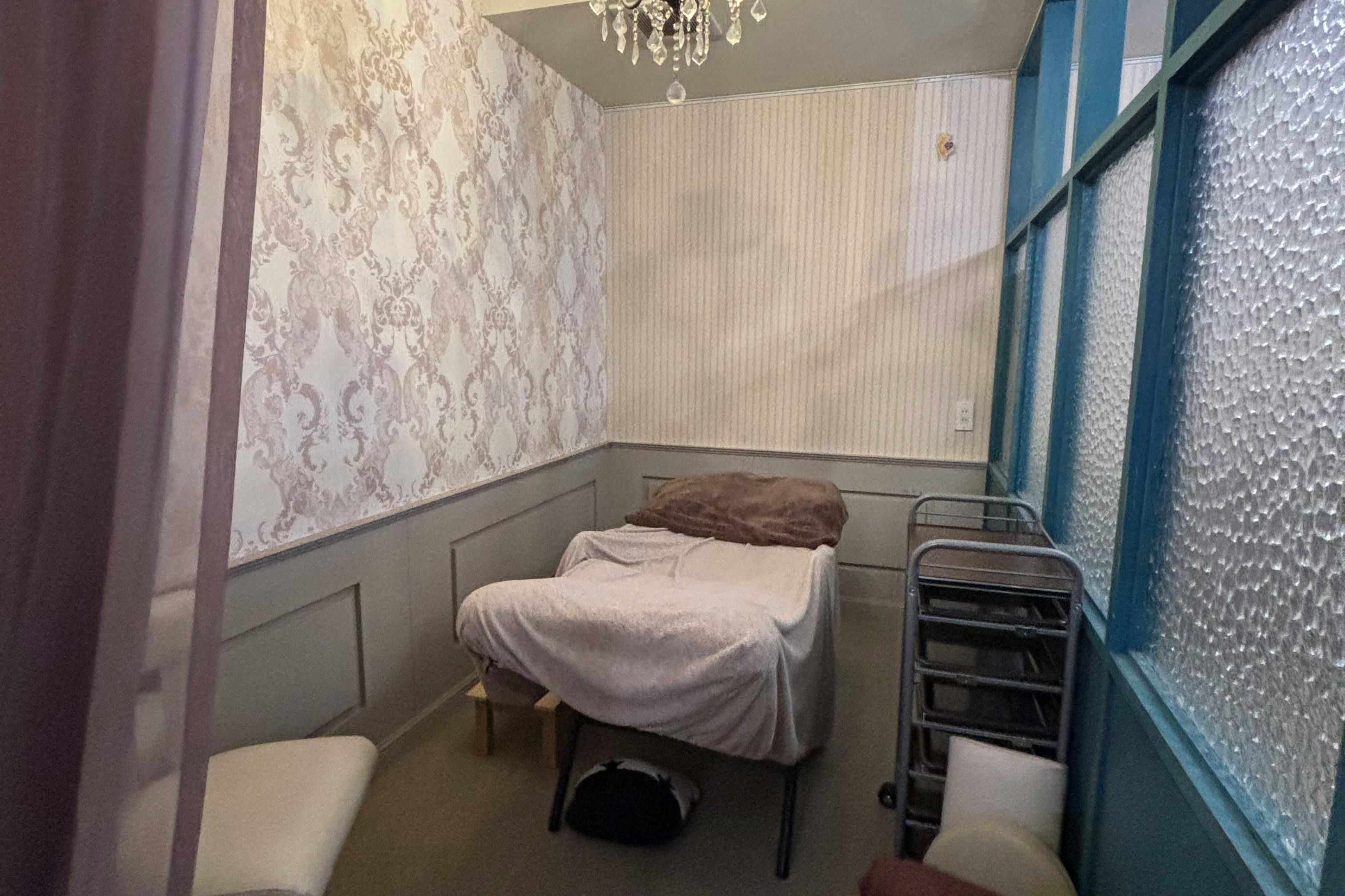 【玉造駅1分】美容室やサロンに適した商店街に面したレンタルスペース