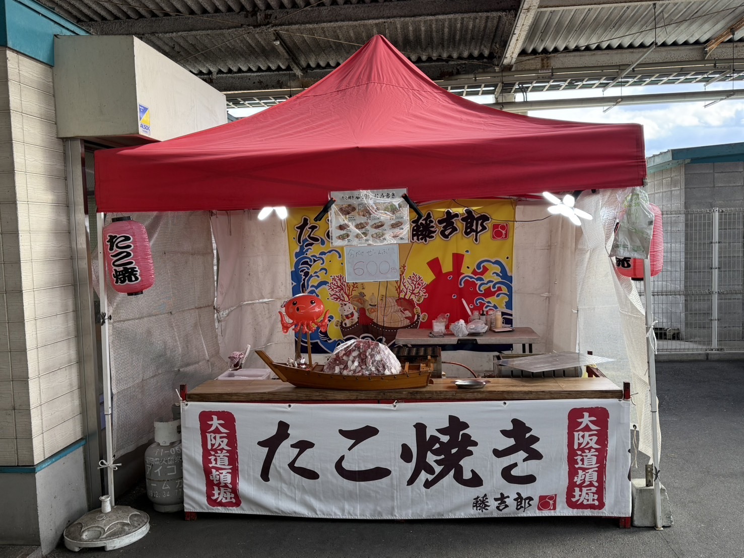 【ダイナム三光店】キッチンカー出店やプロモーションイベントに最適なアミューズメント施設のイベントスペース