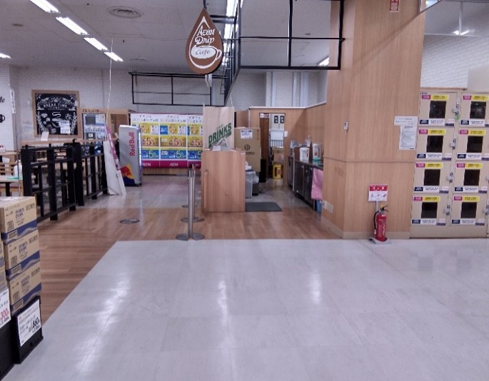 【イオンスタイル御所野】イートイン前 販促プロモーションや物販に最適なスーパー店内催事イベントスペース