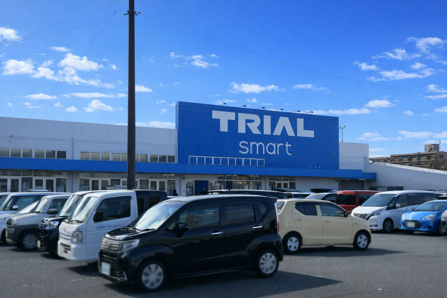 【スーパーセンタートライアル新下関店】販促プロモ活動に最適な『風除室ATM横』スペース