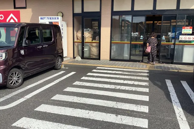 【天満屋ハピーズ郡家店】駐車場 各種プロモーション、会員獲得イベントに最適な屋外催事イベントスペース