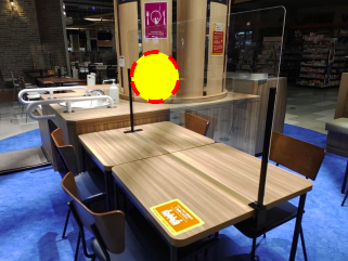 【イオンモール筑紫野】モール内広告 フードコートテーブルシール