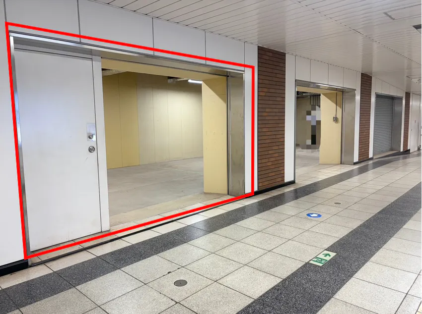 【横浜市営地下鉄ブルーライン関内駅・改札外A区画（改札側）｜割引キャンペーン実施中】物販、食物販のポップアップストアに最適な人通りの多い改札外イベントスペース
