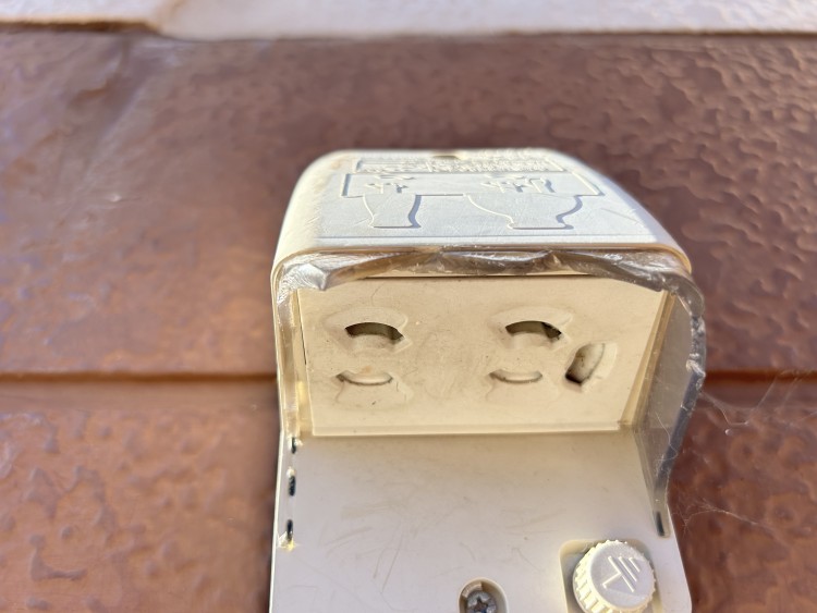 【オークワ古座川】販促キャンペーンやプロモーションイベントに適した催事スペース(軒下)