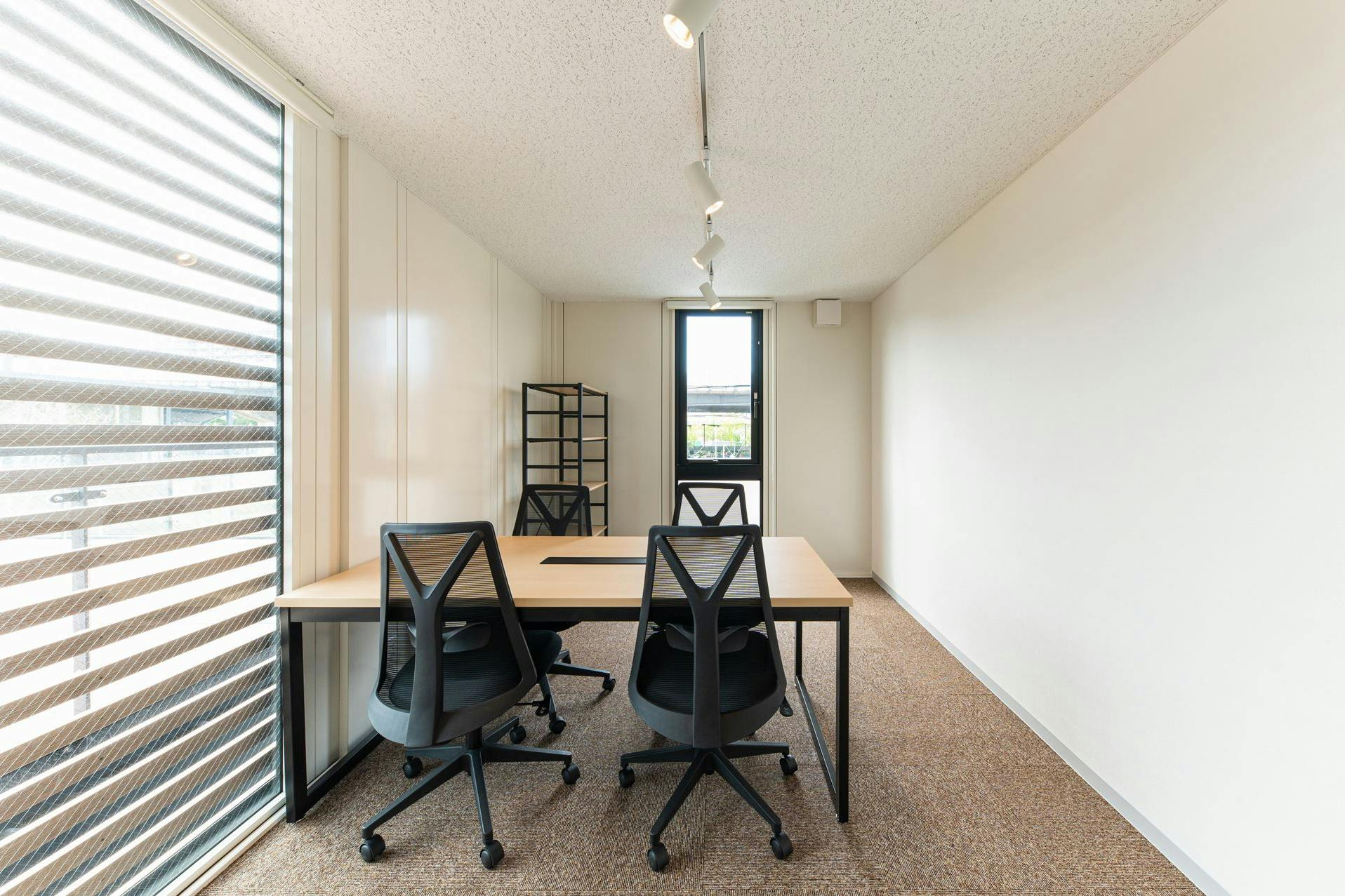 【大阪府東大阪市】自主企画マルシェやワークショップに最適なお手頃価格のレンタルスペース「Meeting2」/敷地全体の貸切イベント開催も可能!