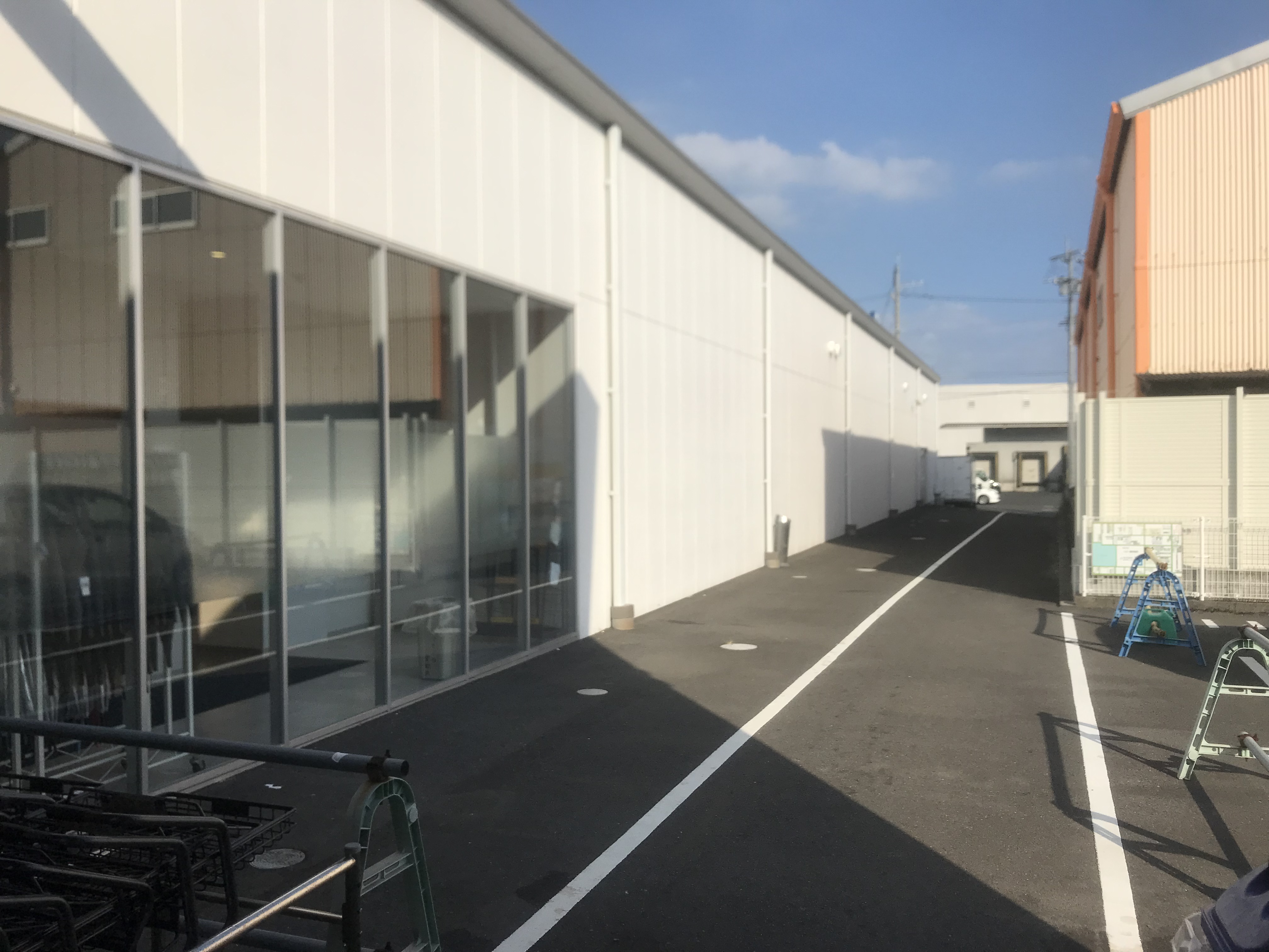 【スーパーセンタートライアル東開店】キッチンカー（調理営業）出店限定/屋外スペース