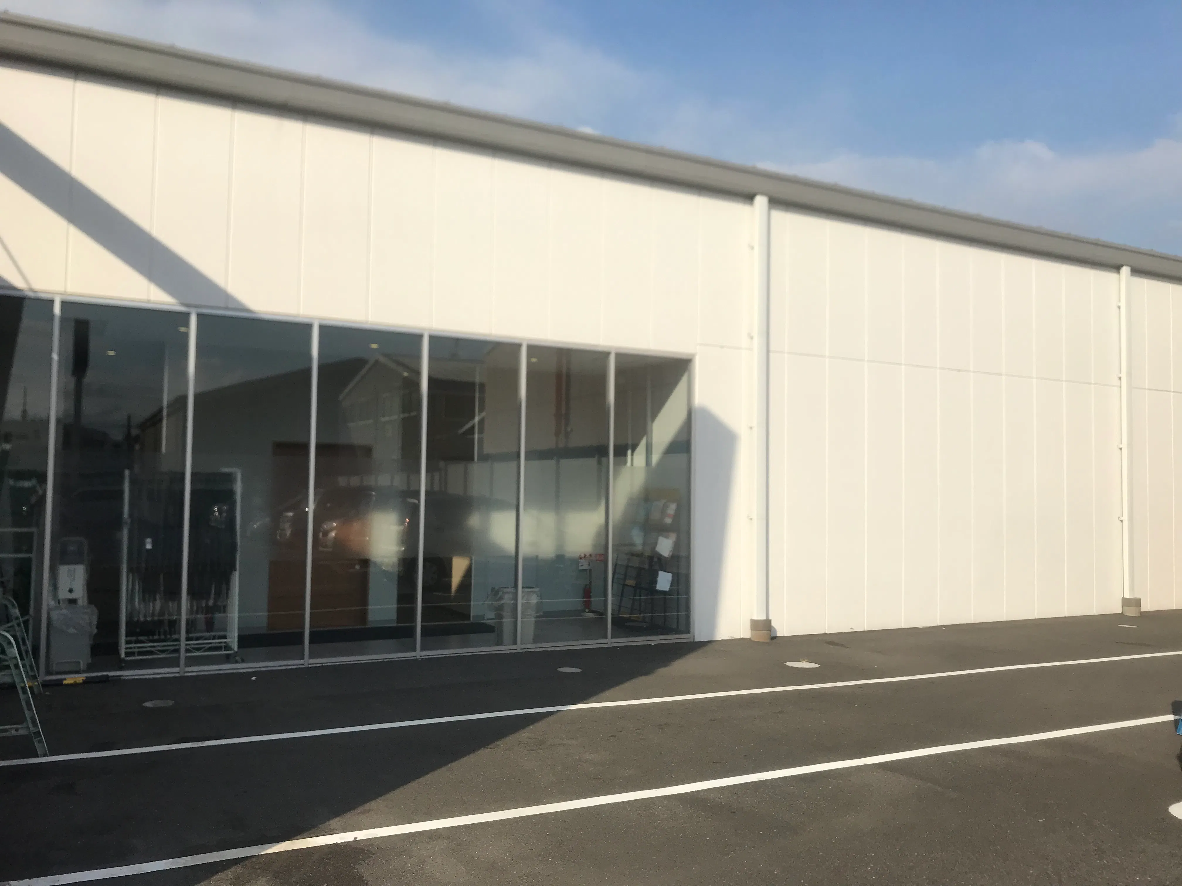 【スーパーセンタートライアル東開店】キッチンカー(調理営業)出店限定/屋外スペース