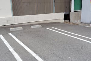 【フィッシングマックス芦屋店】キッチンカーやプロモーションに最適な入口の駐車場スペース