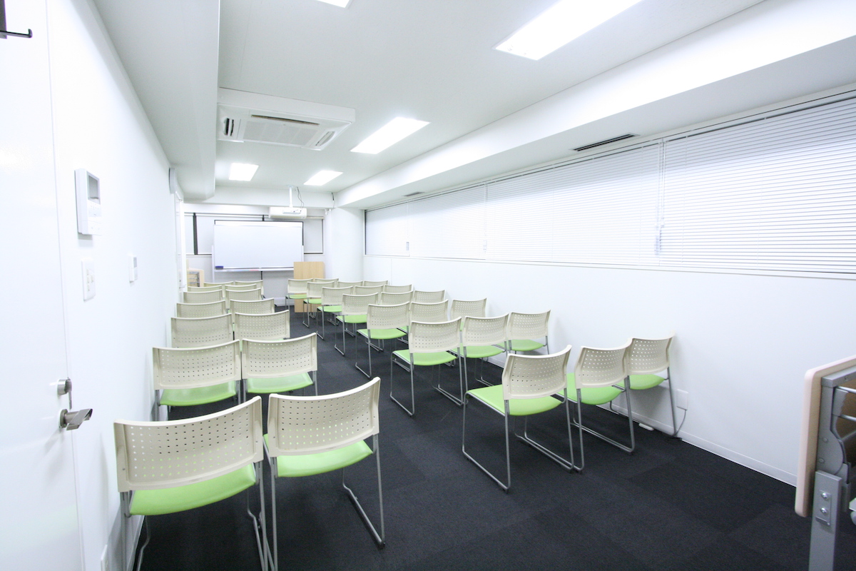 【品川駅3分　1階路面店】展示会やワークショップに適したプロジェクター・演台・WiFi全て無料のイベントスペースの画像14