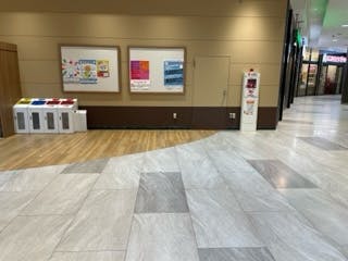 【イオンモール北大路】1F・北モール（AED前）