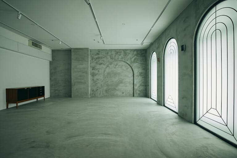 ãå ºçæ¬çºé§
çŽçµããããã¢ããã¹ãã¢ããã¡ãã·ã§ã³å±ç€ºäŒãåçš®æ®åœ±äŒã«é©ããé§
çŽçµå¥œç«å°ã®ãã€ã»ã³ã¹ã¹ããŒã¹ã®ç»å6