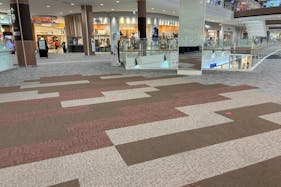 【イオンモール福津】2階 センターブリッジB(ABCマートスポーツ前)