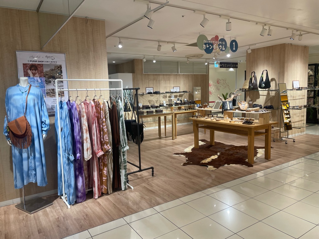 【町田モディ】2階 カレンダリウムD07【食物販・物販】木目調のオシャレなスペース、雑貨・アパレルにおすすめ