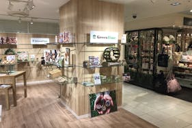 【町田モディ】2階 カレンダリウムD07【食物販・物販】木目調のオシャレなスペース、雑貨・アパレルにおすすめ