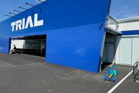 【スーパーセンタートライアル坂ノ市店】キッチンカー(調理営業)出店限定/屋外スペース