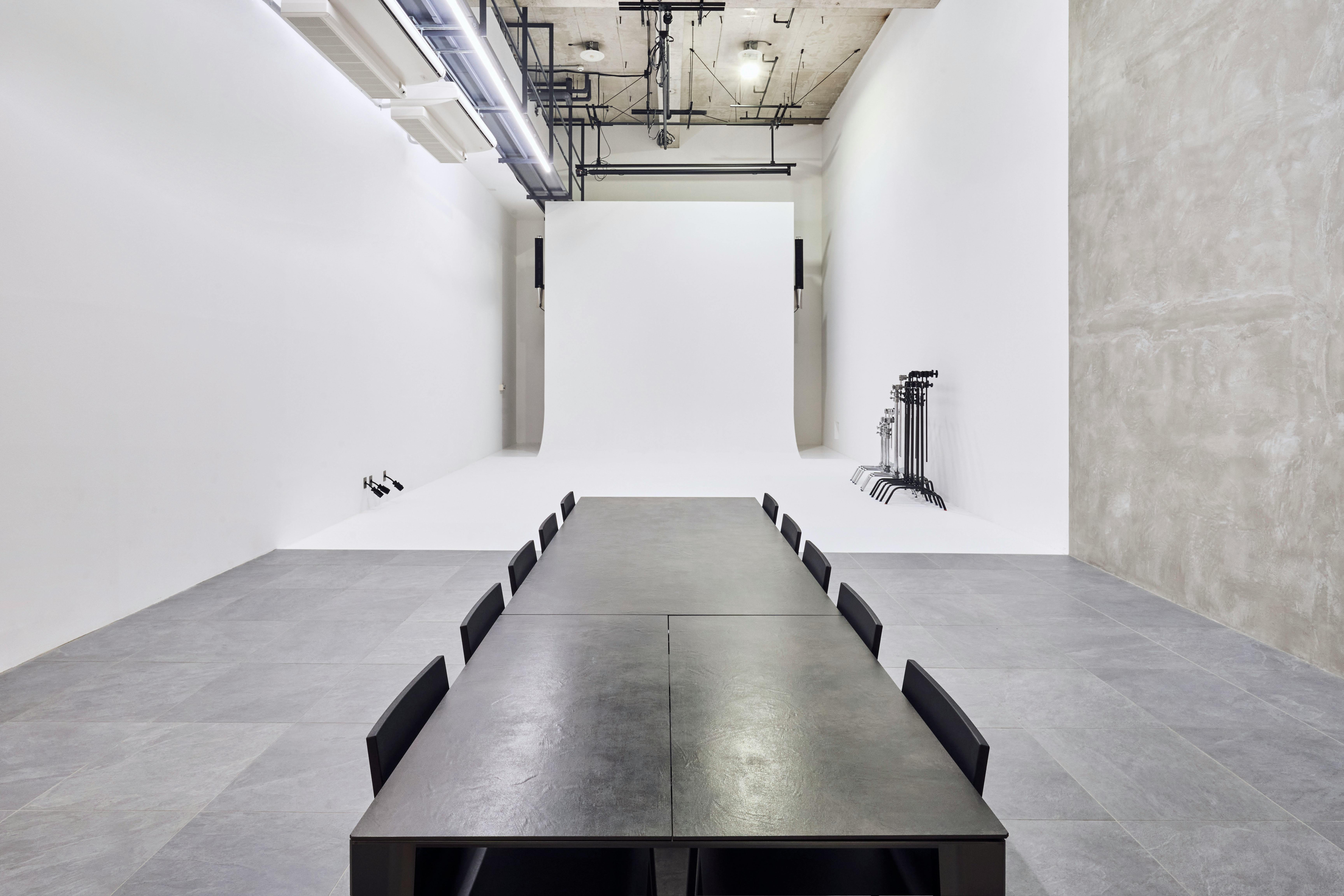 【赤坂駅6分】駅チカでアクセス抜群な展示会などに最適なレンタルスペース