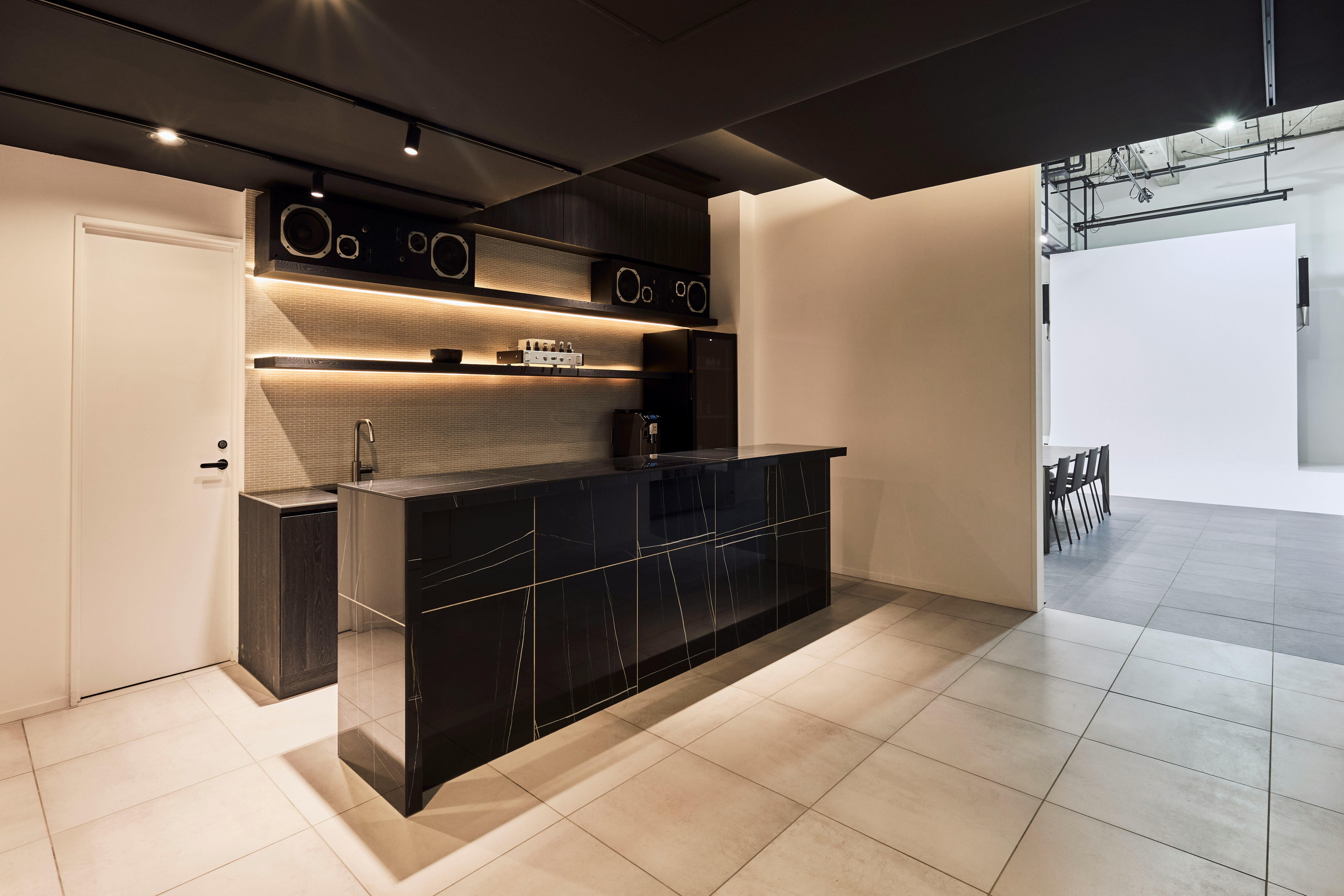 【赤坂駅6分】駅チカでアクセス抜群な展示会などに最適なレンタルスペース