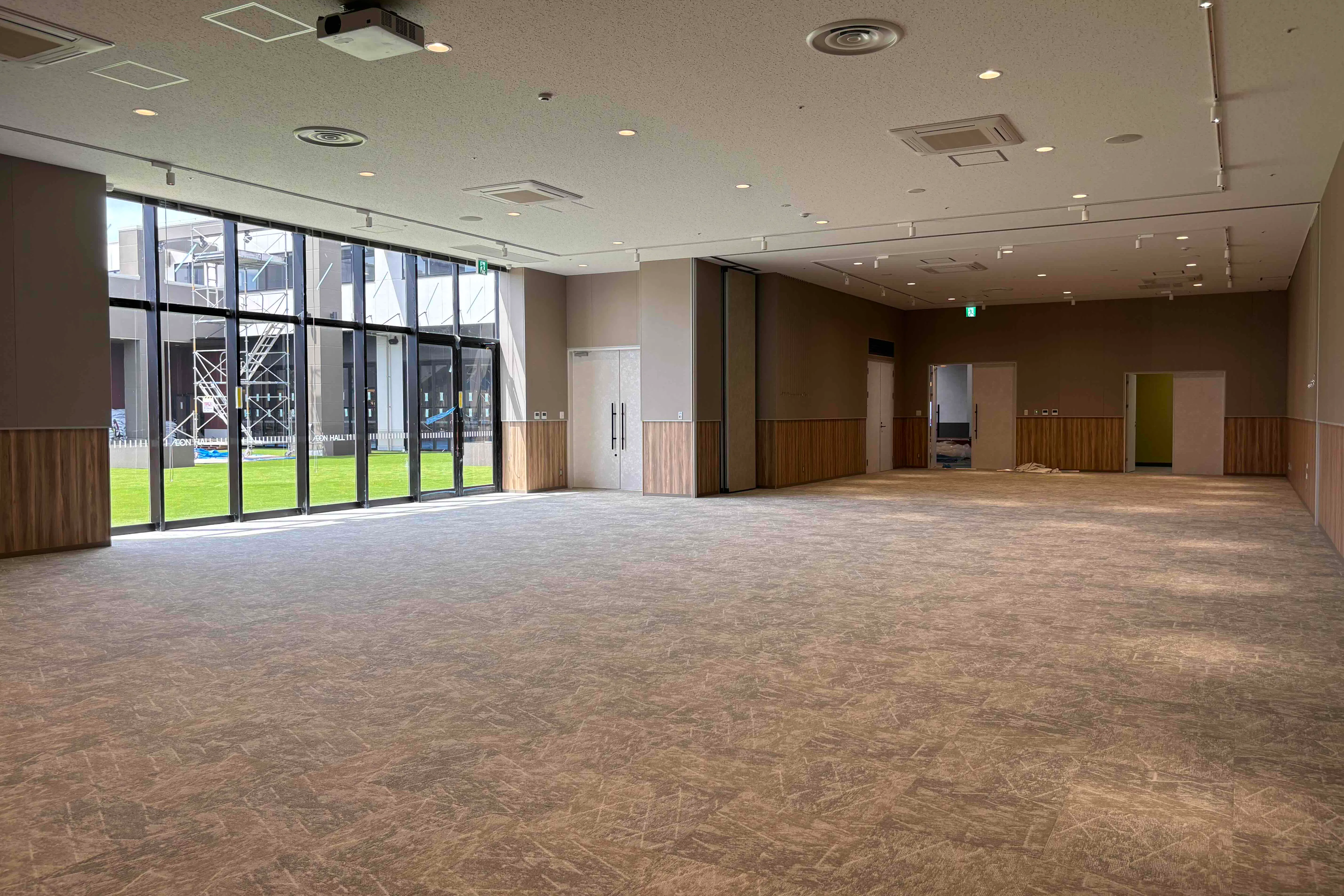 【イオンモール仙台上杉】イオンホールA+B
