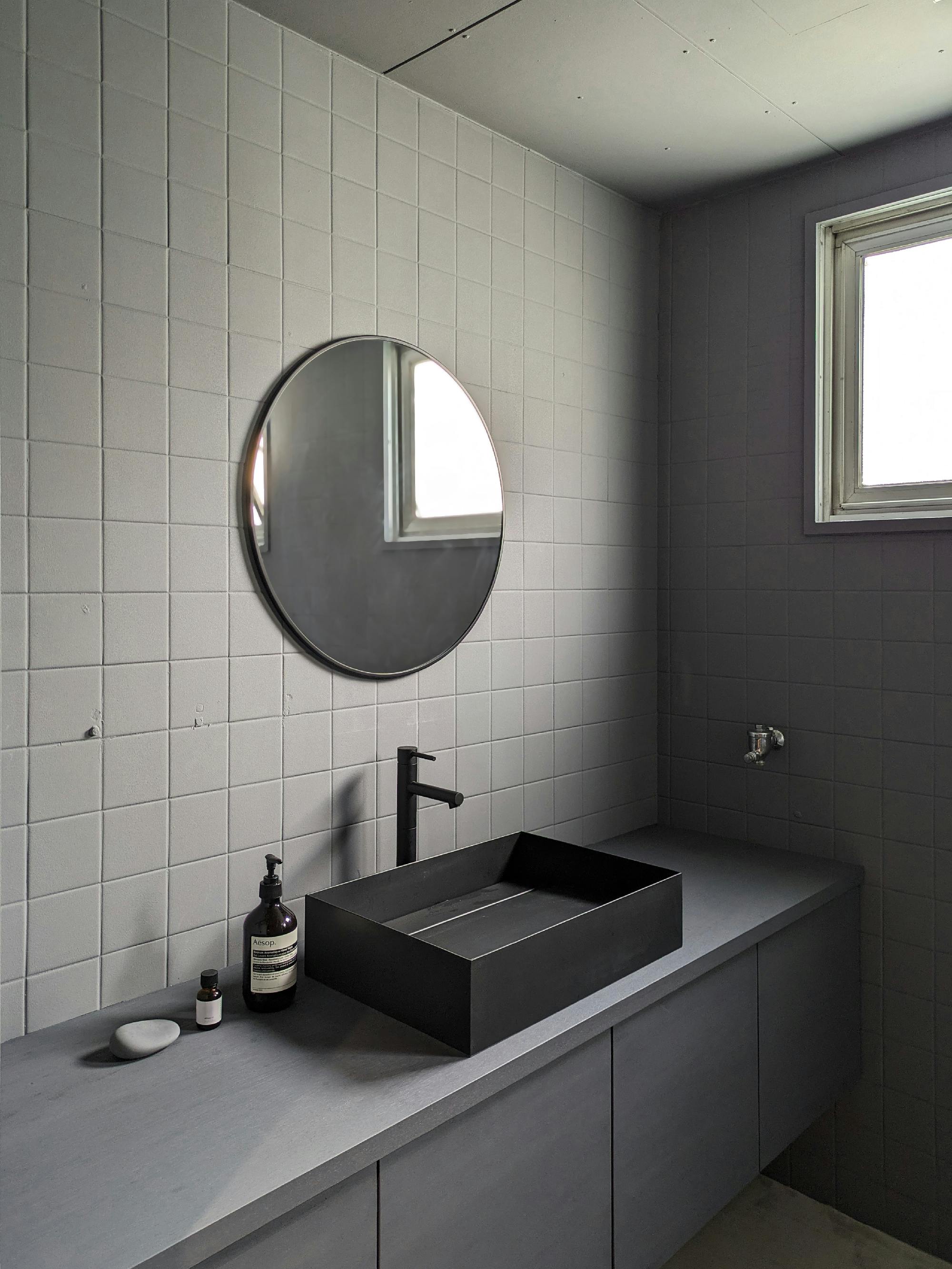 【栄駅10分】ポップアップストアや展示会に最適なグレーを基調とした100㎡以上あるレンタルスペース