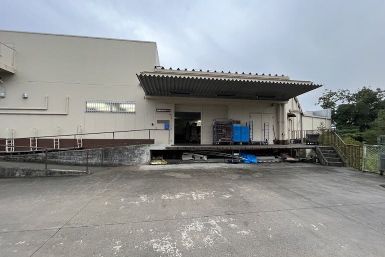 【オークワ久居庄田】販促キャンペーンやプロモーションイベントに適した風除室スペースの画像3