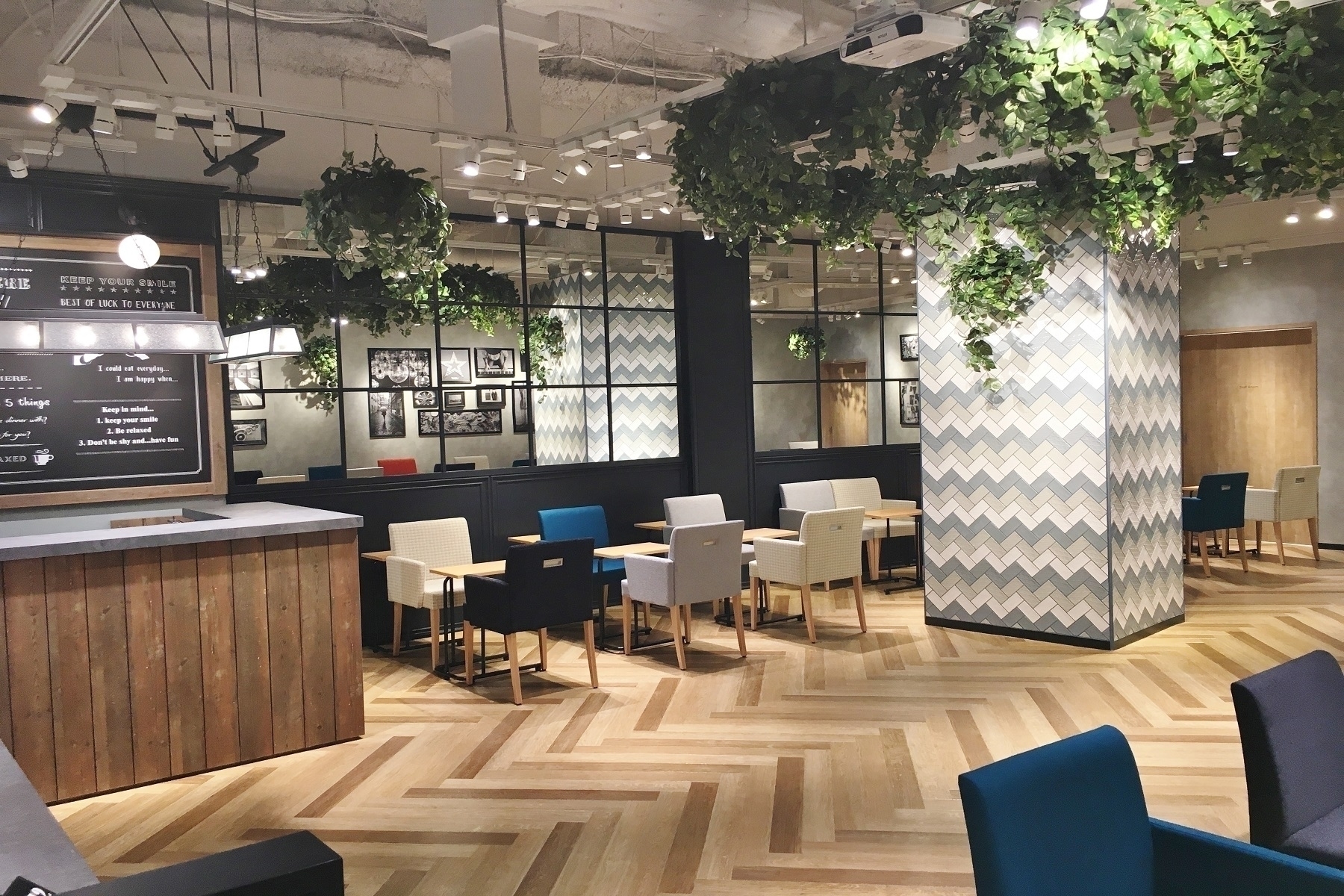 飲み物・食べ物の持ち込みOKです◎